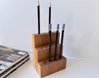 Vintage Wooden Pen or Pencil Holder, Artist Paintbrush Organiser, Desk Crayon Stand