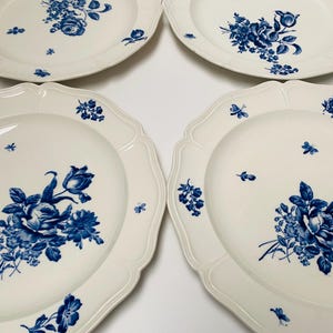 Ludlow by WEDGWOOD Etruria Queen&#39;s Shape vintage blue transferware | 4 dinner plates + 1 serving plate | England made 1962-1966 | Scalloped
