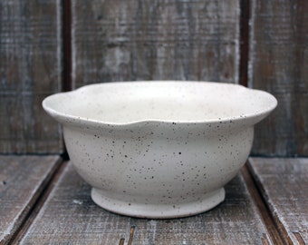 Medium Graceful Bowl