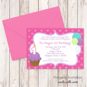 Erste Geburtstag Mädchen Cupcake, druckbare Einladung Design, benutzerdefinierte Formulierung, JPEG-Datei
