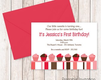 Cupcakes in einer Reihe Einladung, druckbare Einladung Design, individuelle Benennung, JPEG-Datei