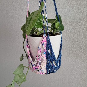 OOAK 3-in-1 Color Block Cotton Candy Blueberry Macrame Boho Style Crochet Plant Pot Hanger For 4-6&quot; Pot w/ Tassel