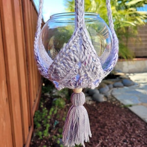 OOAK Deep V Boho estilo crochet planta pot colgador para 4-6 &quot; Pot w / borla