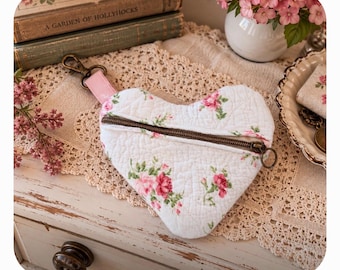 Heart Shaped Shabby Quilt Coin Purse , Vintage Quilt Zippered Pouch , Handmade Vintage Quilted Keychain Wallet, Cottagecore Roses