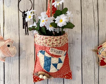 Vintage Quilted Bird With Nest And Eggs Peg Rail Bag: Handmade  Ditty Bag,  Pocket Pouch, Doorknob Hanger, Farmhouse Decor