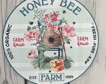 Honeybee Farms Metal Sign, Bee Decor, Farmhouse Sign, Vintage Style , Summer Decor,  Spring Decor, Kitchen Decor, Round ,Rustic
