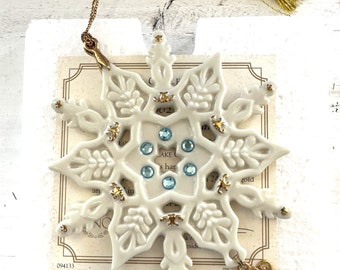 2002 Vintage Lenox China Snowflake Ornament With Box