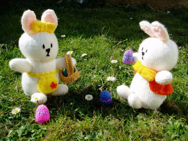PDF Knitting Pattern Bob and Babs, the Easter Bunnies image 1
