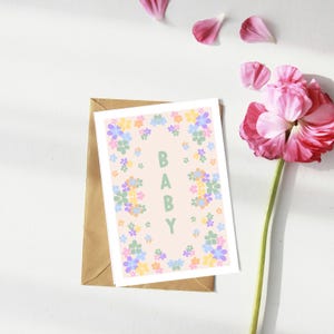 Biglietto d'auguri illustrato personalizzato con stampa floreale per neonato in formato A6