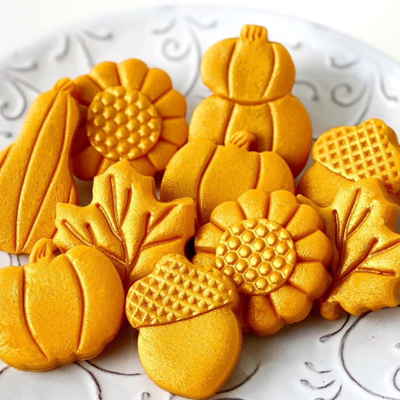 Luxe Golden Thanksgiving Candy Tiles Marzipan Leaves, Sunflowers, Acorns, Pumpkins and Gourds Great Thanksgiving Hostess Gift image 1