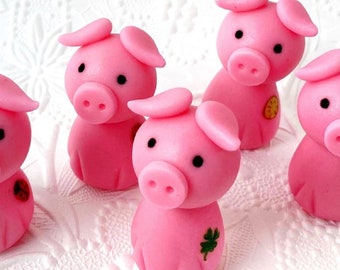 Marzipan Pigs - Gluckschwein Good Luck Pigs  - Christmas marzipan candy - Edible marzipan gift sculptures for Christmas and New Year's
