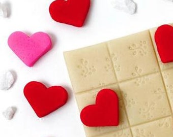 Edible Valentine's Tic Tac Toe Candy!   Play the game and then eat this Romantic and Delicious Gift and Treat!