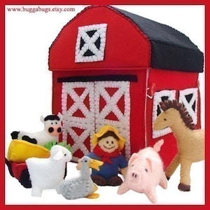 COUNTRY FARM - PDF Pattern (Barn, Barnyard, Farmer, Wagon, Horse, Cow, Pig, Sheep, Goose, Hay, Carrots)