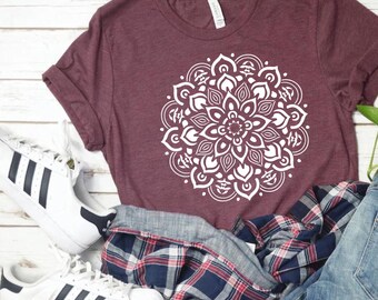 Cute Mandala Shirt for Women Gift Yoga Shirt Aesthetic Gift for Her Spring Flower T-shirt Tee Mother's Day Boho Adult Tee Prezent for Mom