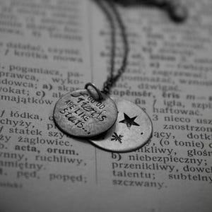 Sterrennacht: geheime boodschap van sterlingzilver - goede vrienden zijn als sterren... (op bestelling gemaakt) - ketting