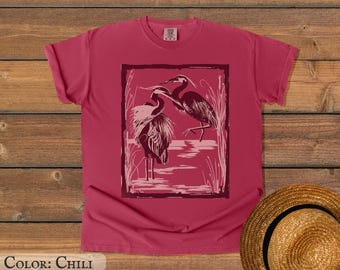 Camisa Linograbado de Garza: Camiseta de Arte Popular con Colores Cómodos