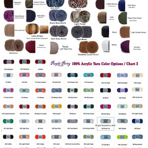 K&ouml;nnte beinhalten: Eine Farbkarte f&uuml;r 100% Acrylgarn von Purple Party Designs, die zahlreiche kleine Garnkn&auml;uel in verschiedenen Unifarben und gemusterten Varianten zeigt, jeweils beschriftet mit dem Farbnamen oder einem numerischen Code.