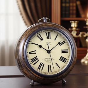 Wooden Table Clock Antique Style Art Unique Silent Analog Desk Clock Home Office Decor