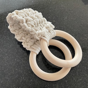 Kitchen Towel Holder - Crochet Towel Topper - Towel Ring - Towel Holder - Kitchen Decor