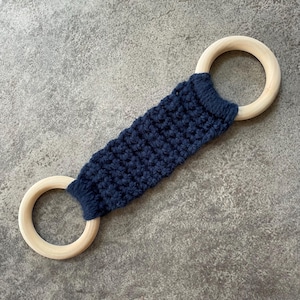 Kitchen Towel Holder - Crochet Towel Topper - Crochet Towel Ring - Crochet Towel Holder - Kitchen Decor