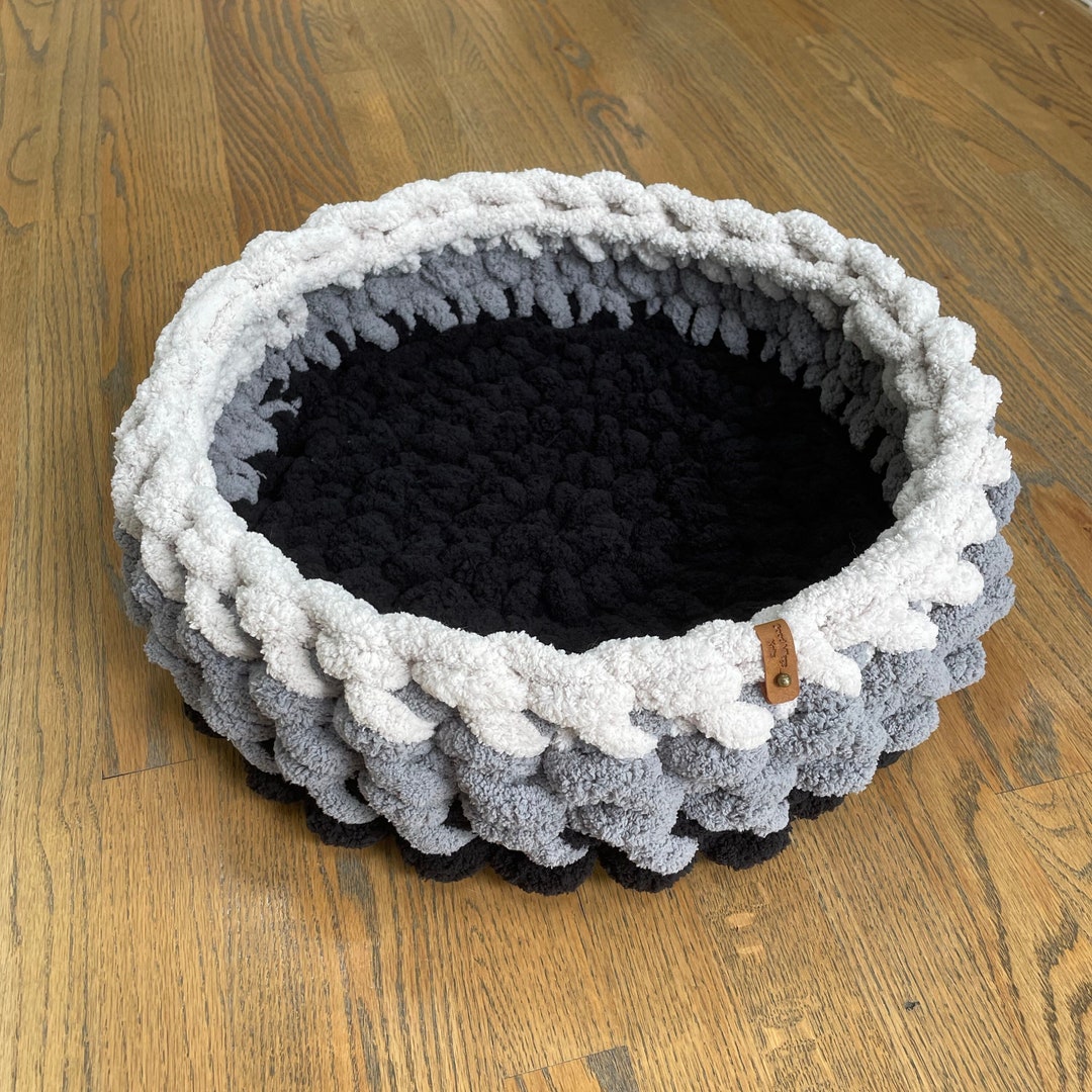 Cat Bed Chunky Knit Cat Bed Three Color Cat Bed Black Etsy