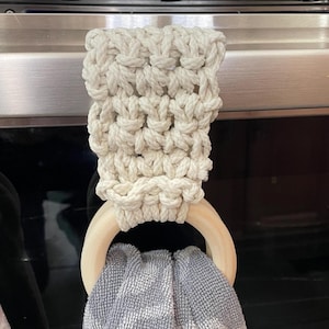 Kitchen Towel Holder - Crochet Towel Topper - Crochet Towel Ring - Crochet Towel Holder - Kitchen Decor