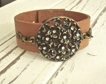 Leather Bracelet - Tan Leather Cuff Bracelet with Antique Brass Pendant - FREE SHIPPING in USA