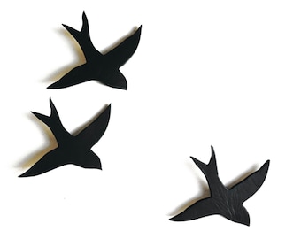 Black wall art Three little birds Minimalist birds artwork 3D ceramic swallows Porcelain wall sculpture painting Perfect for gallery wall