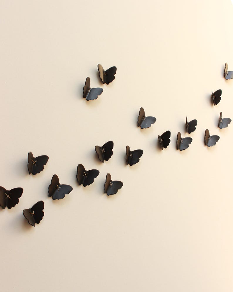 3D Porcelain Butterfly Wall Art: Black & Gold Wire Set of 18 image 2