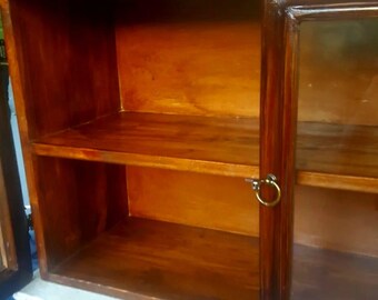 vetrina vintage fatta a mano rustica