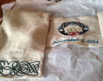 Celtic Wedding Handfasting Cloth - Celtic Knot Border & Center Knotwork Design - MADE TO ORDER