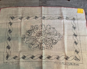 Vintage OSV Rug Hooking Pattern - Gwen