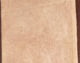 Lana teñida a mano en cuartos gordos color albaricoque - Alfombras, apliques de lana, acolchado