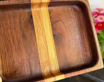 Handmade Walnut Valet Tray (Medium Size) | Wooden Catchall Dish | Desk Organizer | Entryway Tray