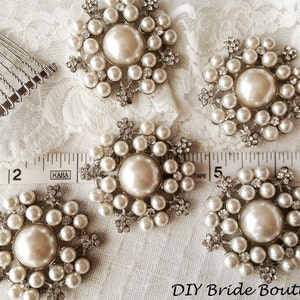10 Pearl Brooches Wedding Brooch Rhinestone Brooch Bridal Brooch Crystal Brooch Large Pearl Brooch