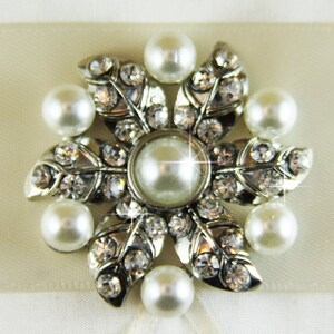 10 Rhinestone Brooch,  Pearl Brooch, Vintage Crystal Brooch, Bridal Brooch