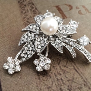 Crystal Pin Brooch, Rhinestone Brooch, Crystal Brooch, Wedding Brooch, Rhinestone Brooch Pin