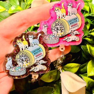 Badge pour chat booster de sérotonine | Porte-cartes d'identité rétractable mignon | Bobine drôle d'insigne d'infirmière | Cadeau esthétique pour amoureux des chats | Accessoire de travail kawaii