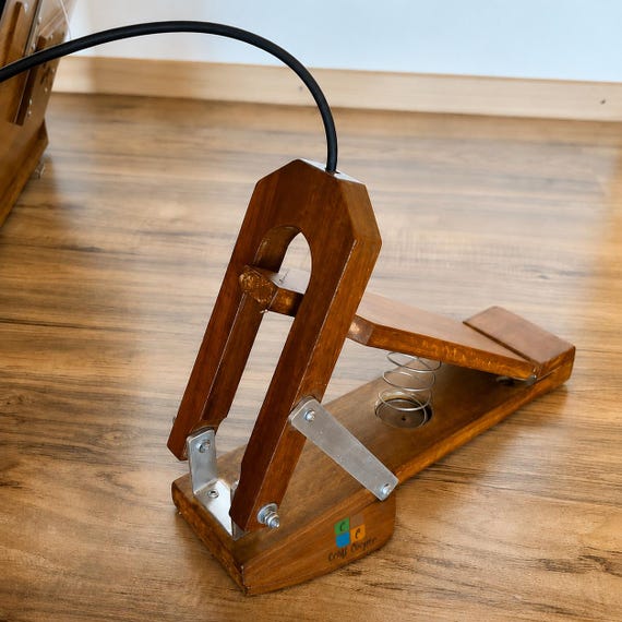 Handmade Teak Wood Shruti Box Foot Pedal | Hands-Free Surpeti Drone Controller for Indian Music & Yoga