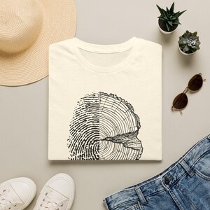 Tree Ring Fingerprint Shirt, Nature Lover T-Shirt, Unique Tree Print, Minimalist Nature Shirt, Outdoor Gift