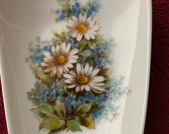 Ceramic Spoon Rest with daisy  5 inches and  3 1/2 wide