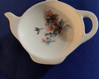 Teabag  holder  With  Hummingbird Hibiscus   Scene 4.5 inches