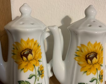 Ceramic salt and pepper shakers  with  Sunflowers  3” tall