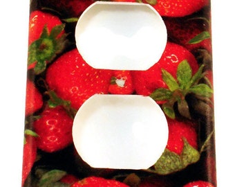 STRAWBERRIES ON WHITE KITCHEN HOME DECOR LIGHT SWITCH PLATES AND OUTLETS