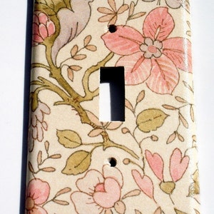 Light Switch Cover Wall Decor Switch Plate in  Ivory Floral (285S)