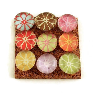 Set of 9 Decorative  Thumb Tacks Push Pins Cork Board Pins in Petals   (P50)