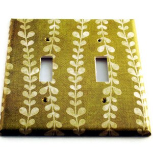 Double Light Switch Cover  Wall Decor Switch Plate Switchplate in  Vines (138D)