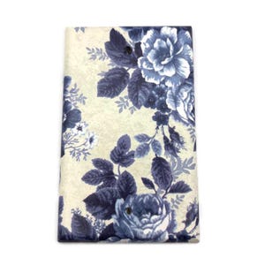 Vintage Blue Floral Light Switch Cover Plate: Decorative Wall Decor