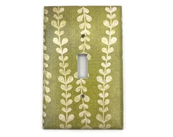 Decoupage Outlet Plate: Mossy Green Vines Wall Decor