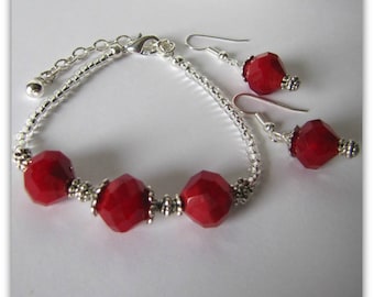 Red Bracelet and Earrings Set, 2 piece Jewelry Set, Dangle Earrings, Beaded Bracelet 61/2 to 8 1/2 inch,  Hand Jewelry, Gift boxed, Item1249